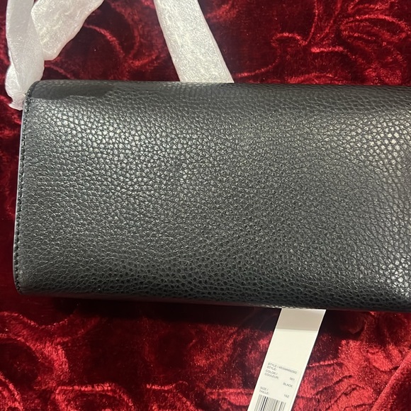 Marc Jacobs Wallet Crossbody - Picture 3 of 4